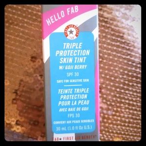 Hello Fab Triple Protection Skin Tint